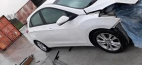 Hyundai I30 1.6 crd, снимка 3