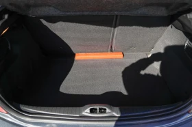 Peugeot 208 1.2i ЛИЗИНГ, снимка 12