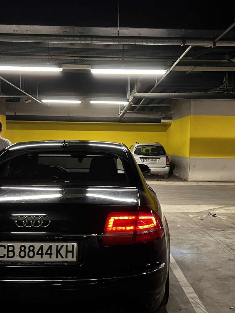 Audi A8, снимка 4 - Автомобили и джипове - 46261932