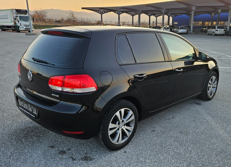 VW Golf 1.6 BI FUEL, снимка 10 - Автомобили и джипове - 46360009