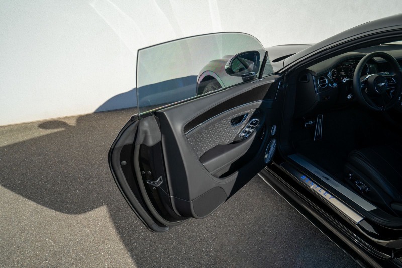 Bentley Continental gt S V8 = Carbon Styling Specifications= Гаранция, снимка 5 - Автомобили и джипове - 46384412