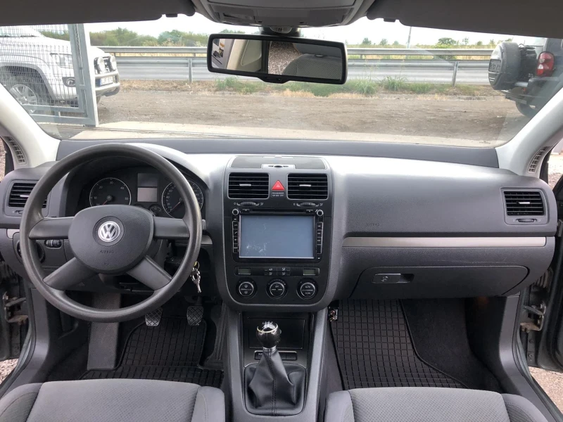 VW Golf, снимка 16 - Автомобили и джипове - 51224922