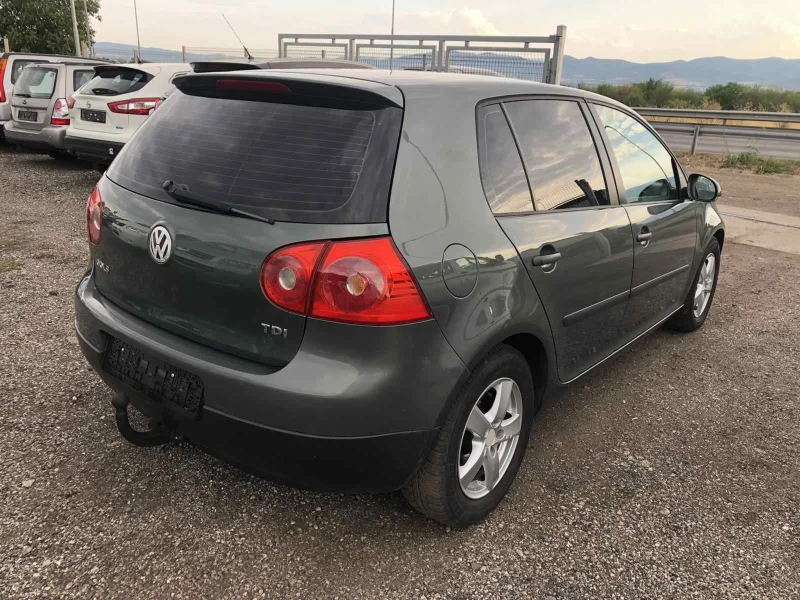 VW Golf, снимка 5 - Автомобили и джипове - 51224922