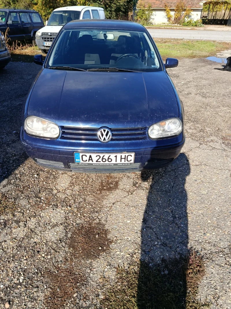 VW Golf, снимка 2 - Автомобили и джипове - 52654882