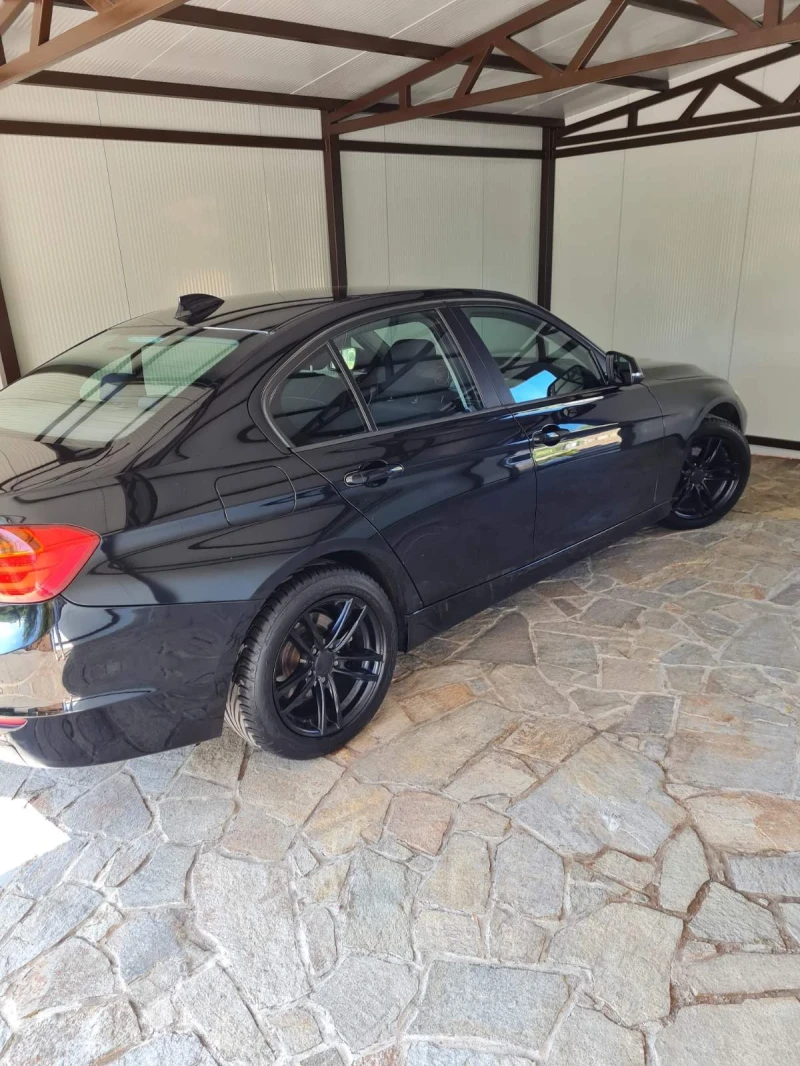 BMW 320, снимка 4 - Автомобили и джипове - 52425414