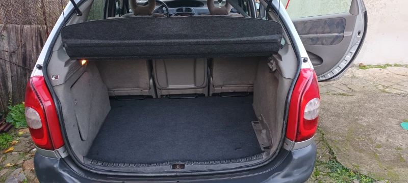 Citroen Xsara picasso, снимка 9 - Автомобили и джипове - 52436843