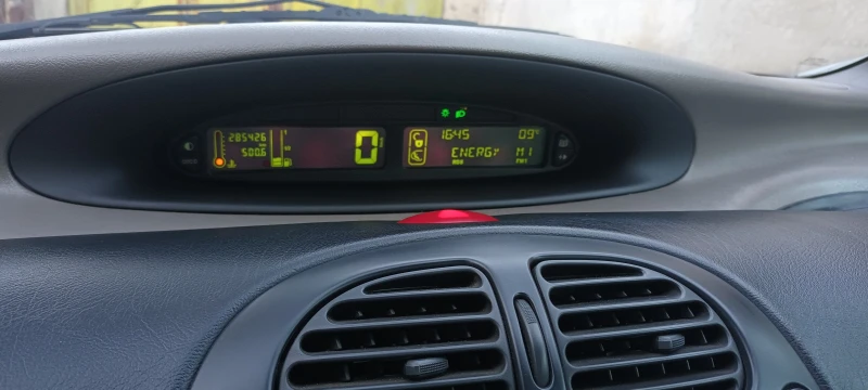 Citroen Xsara picasso, снимка 14 - Автомобили и джипове - 52436843