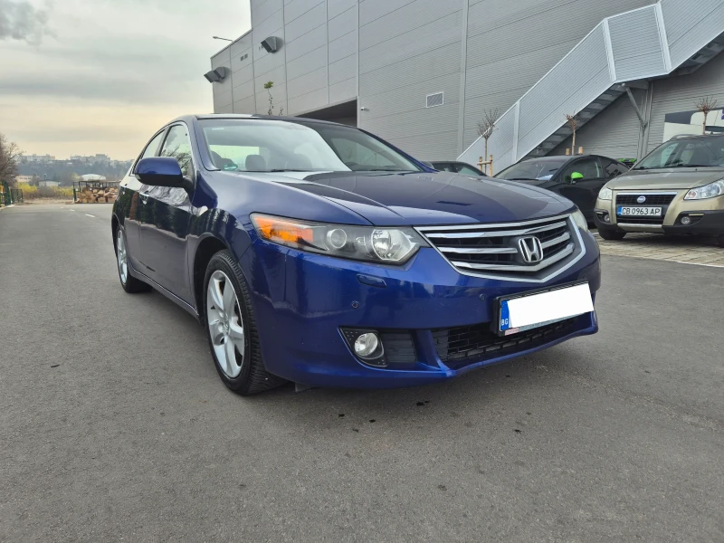 Honda Accord 2.4 EXECUTIVE* АВТОМАТ* СЕРВИЗНА ИСТОРИЯ , снимка 2 - Автомобили и джипове - 52681706