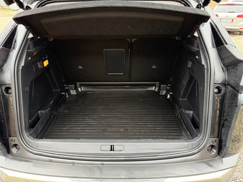 Peugeot 3008 Allure, снимка 14 - Автомобили и джипове - 53327017