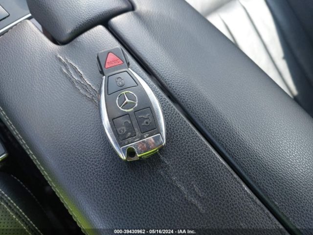 Mercedes-Benz CLS 550 4MATIC, снимка 11 - Автомобили и джипове - 46459761