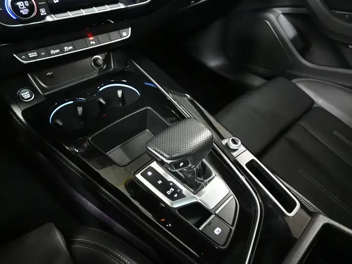 Audi A5 Progressiv S-Line * CARFAX * Optics 360CAM * , снимка 15 - Автомобили и джипове - 54784666