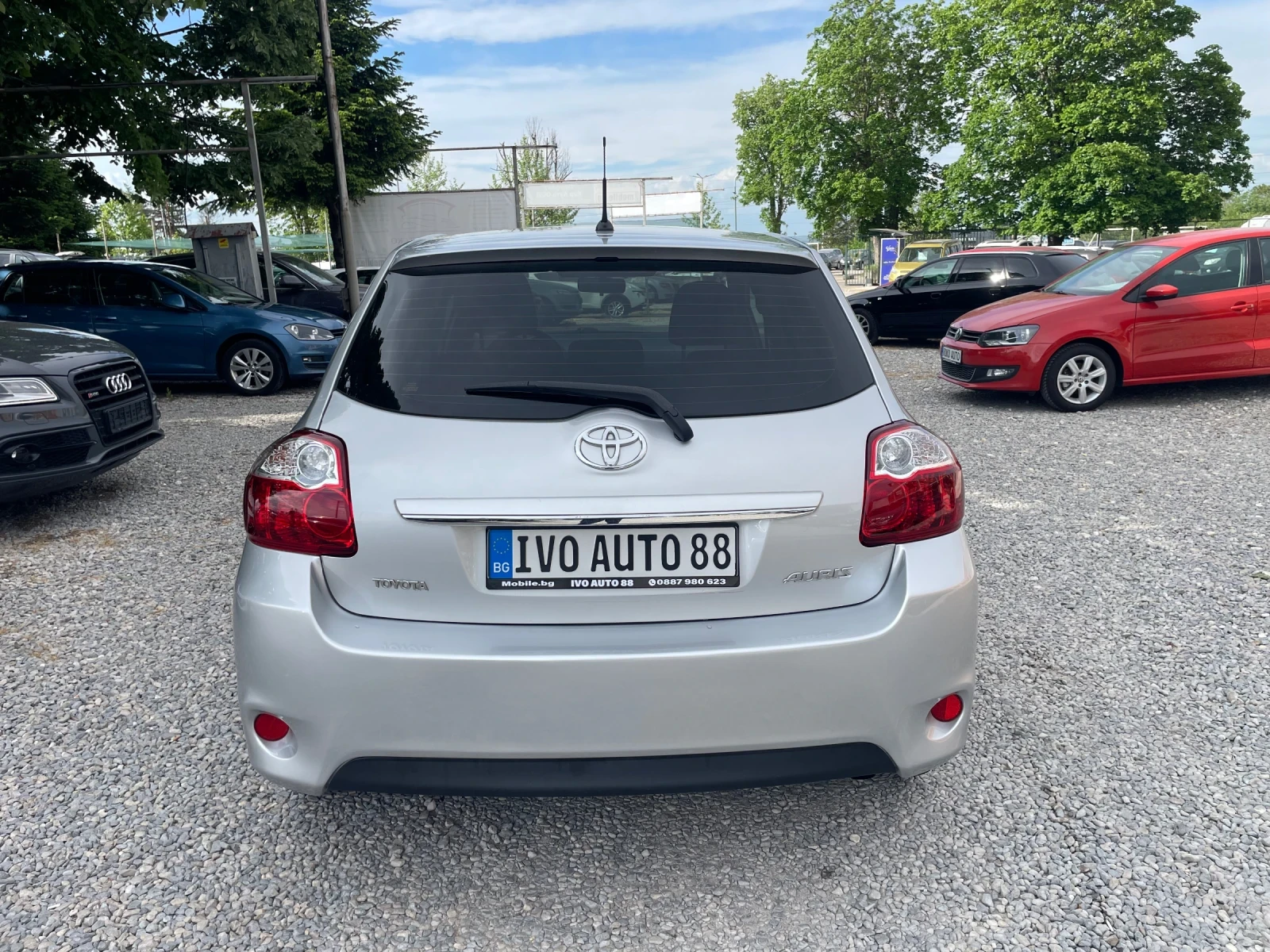 Toyota Auris 1.3i NAVI - изображение 4