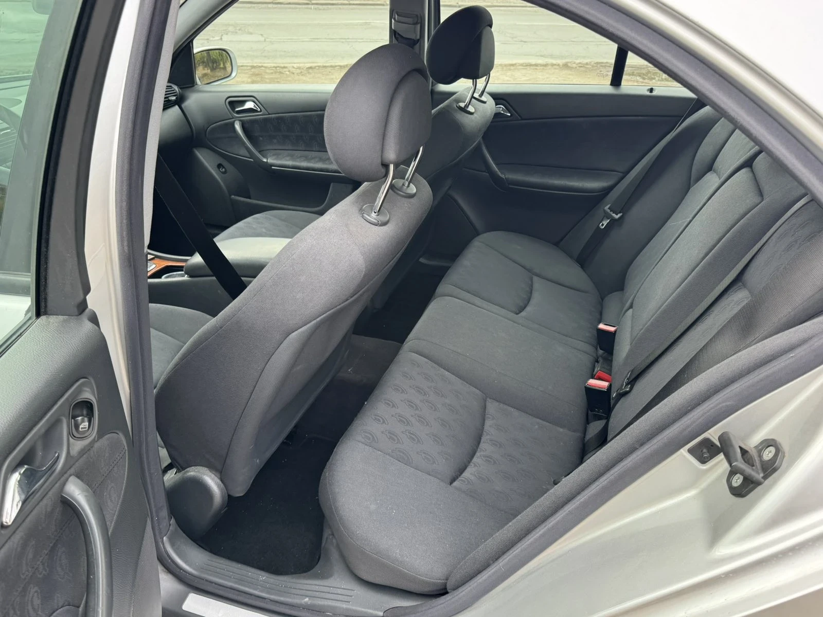 Mercedes-Benz C 270 ЦЯЛА ЗА ЧАСТИ !!!! - изображение 7