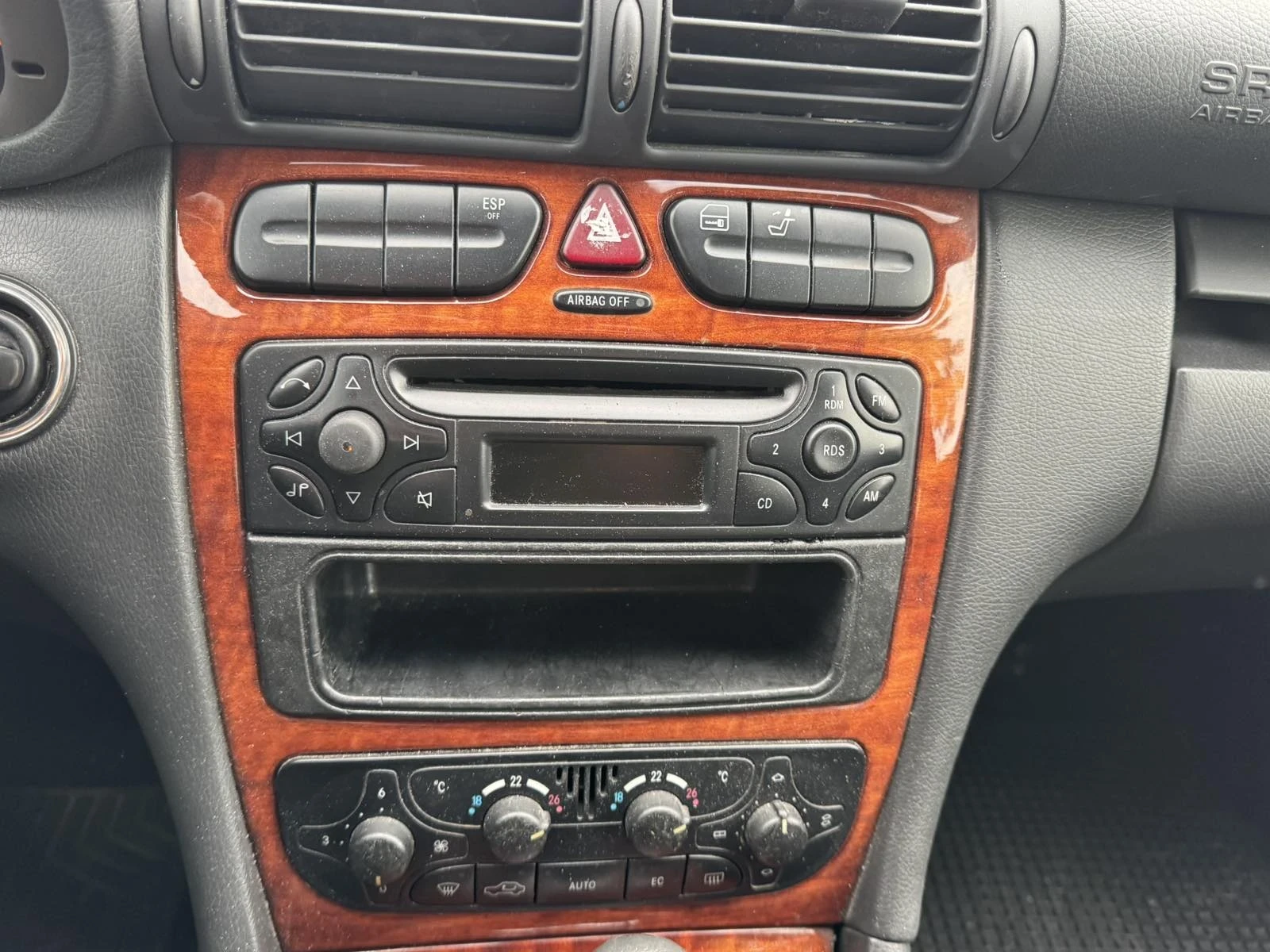 Mercedes-Benz C 270 ЦЯЛА ЗА ЧАСТИ !!!! - изображение 9