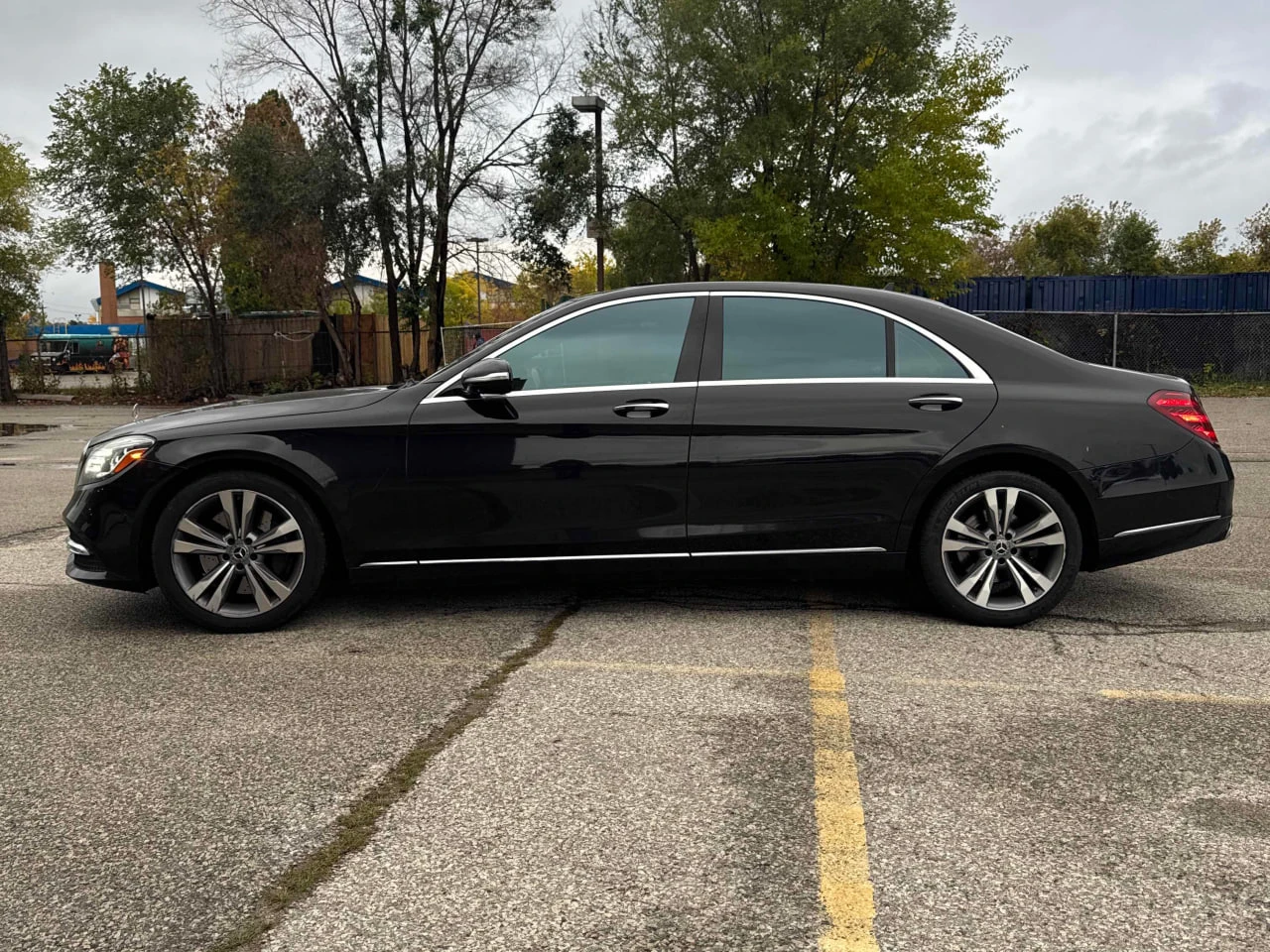 Mercedes-Benz S 560 * АВТО КРЕДИТ* ЦЕНА ДО БГ * СЕРВИЗНА ИСТОРИЯ *  | Mobile.bg — изображение 3