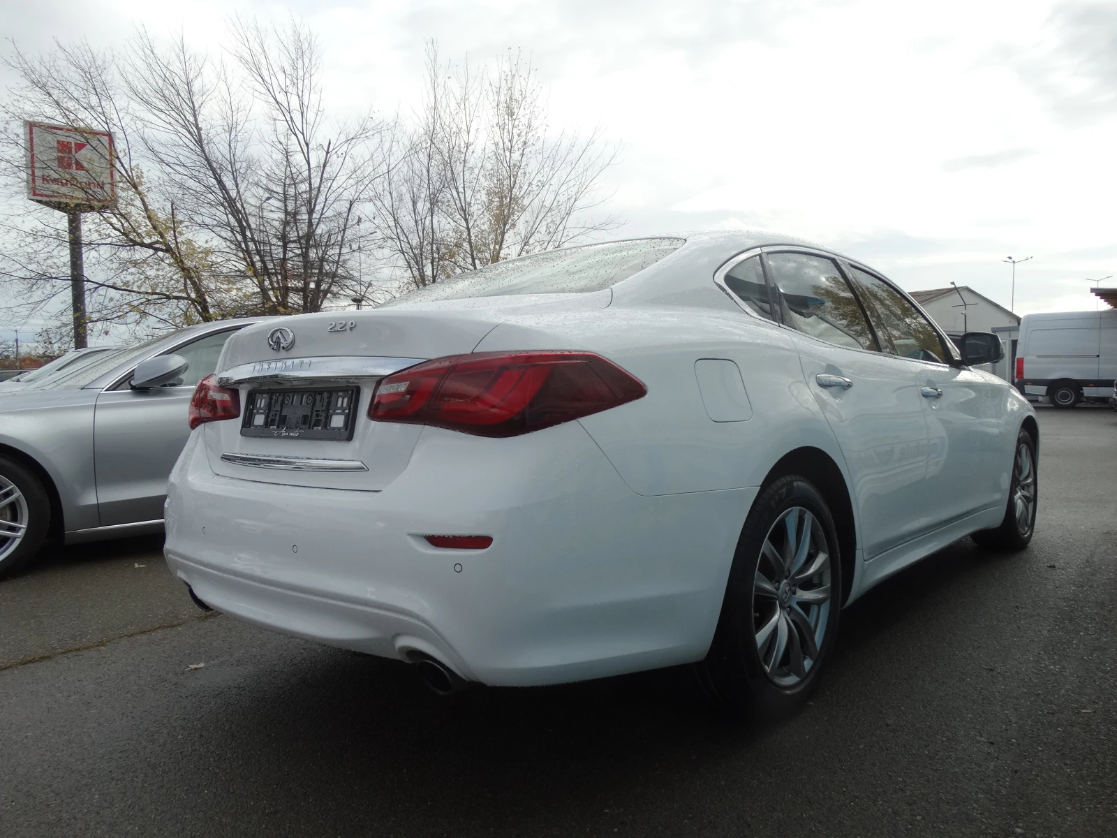 Infiniti Q70 2.2D    | Mobile.bg   5