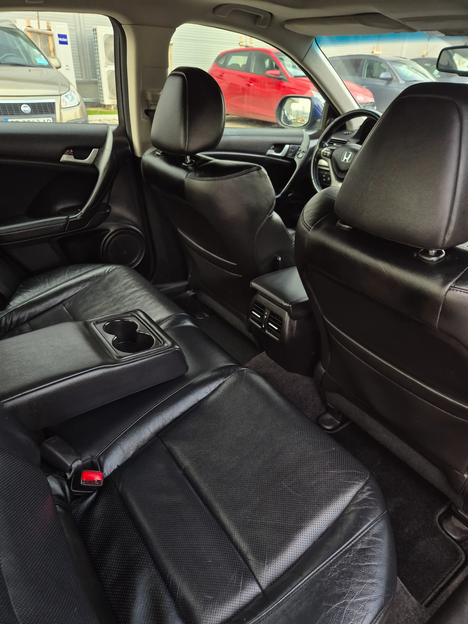 Honda Accord 2.4 EXECUTIVE* АВТОМАТ* СЕРВИЗНА ИСТОРИЯ  - изображение 8