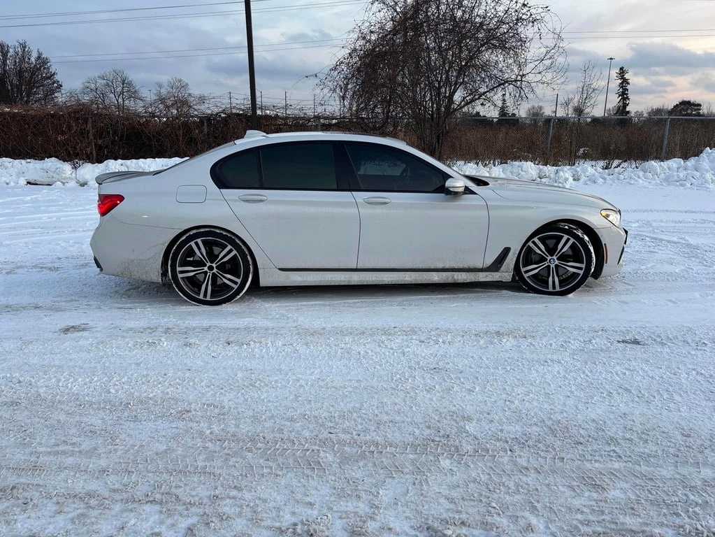 BMW 750 i xDrive 2018 * CARFAX * ��� ������������ ������ | Mobile.bg � ����������� 4