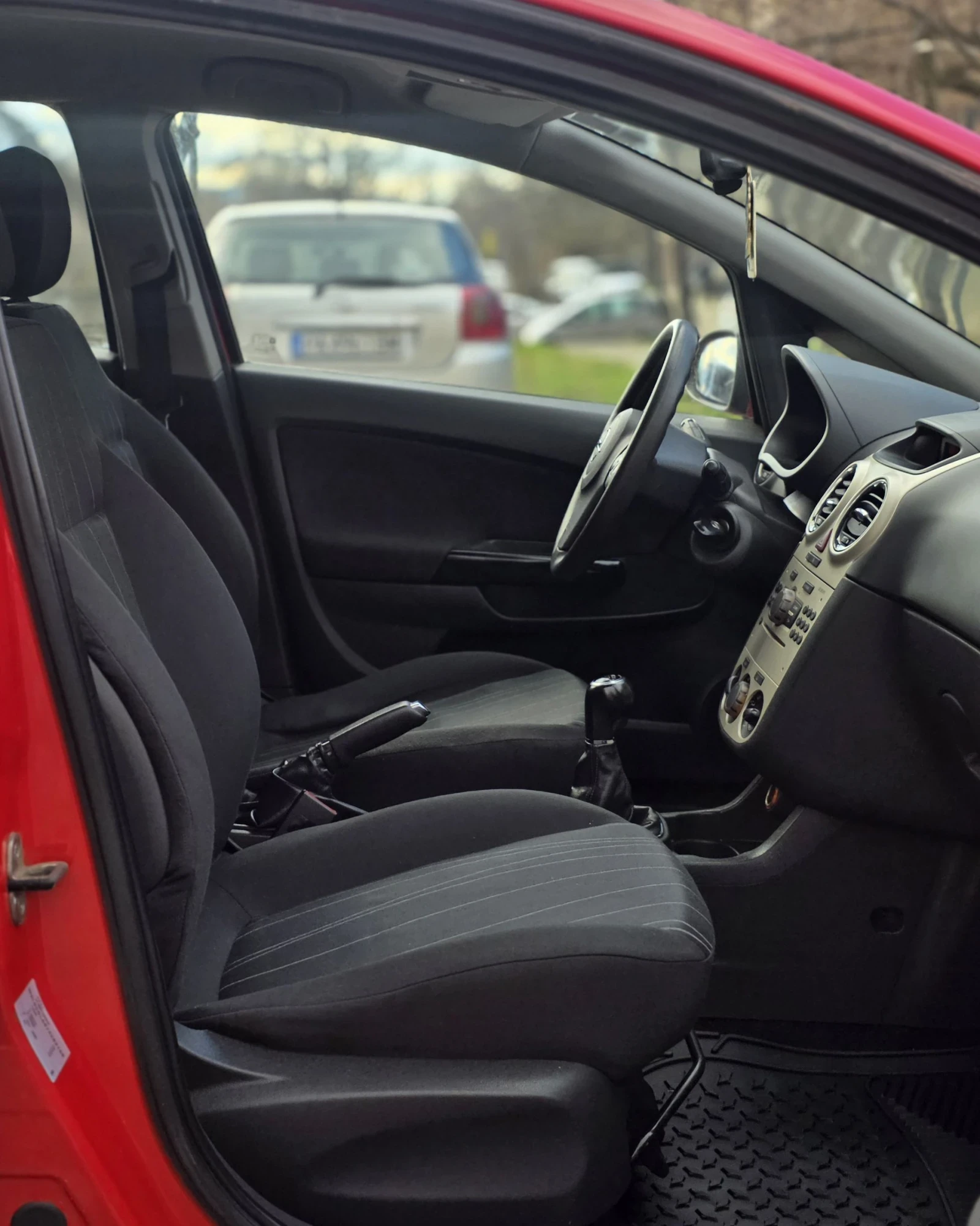 Opel Corsa 1.2i - изображение 7