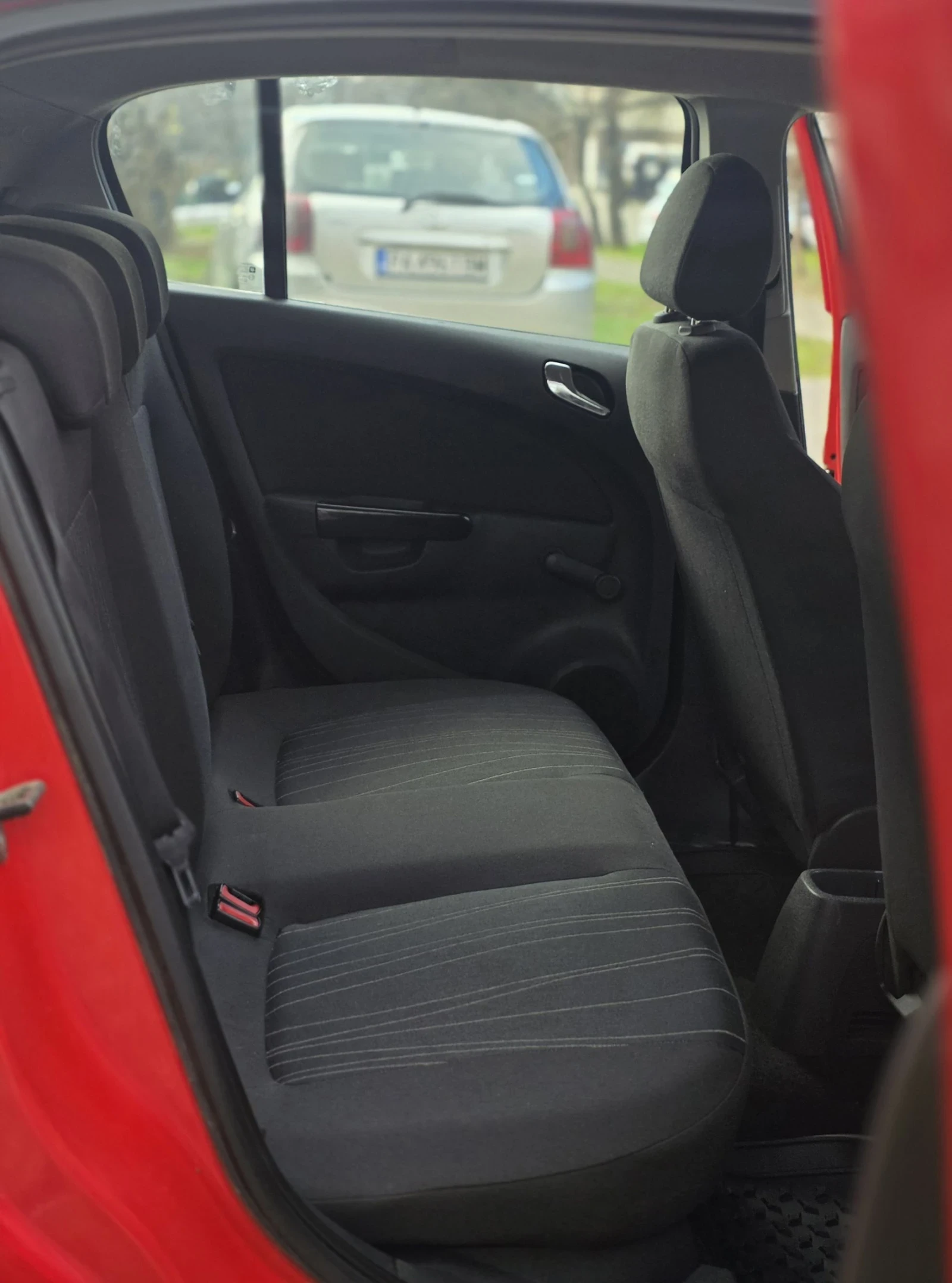 Opel Corsa 1.2i - изображение 8