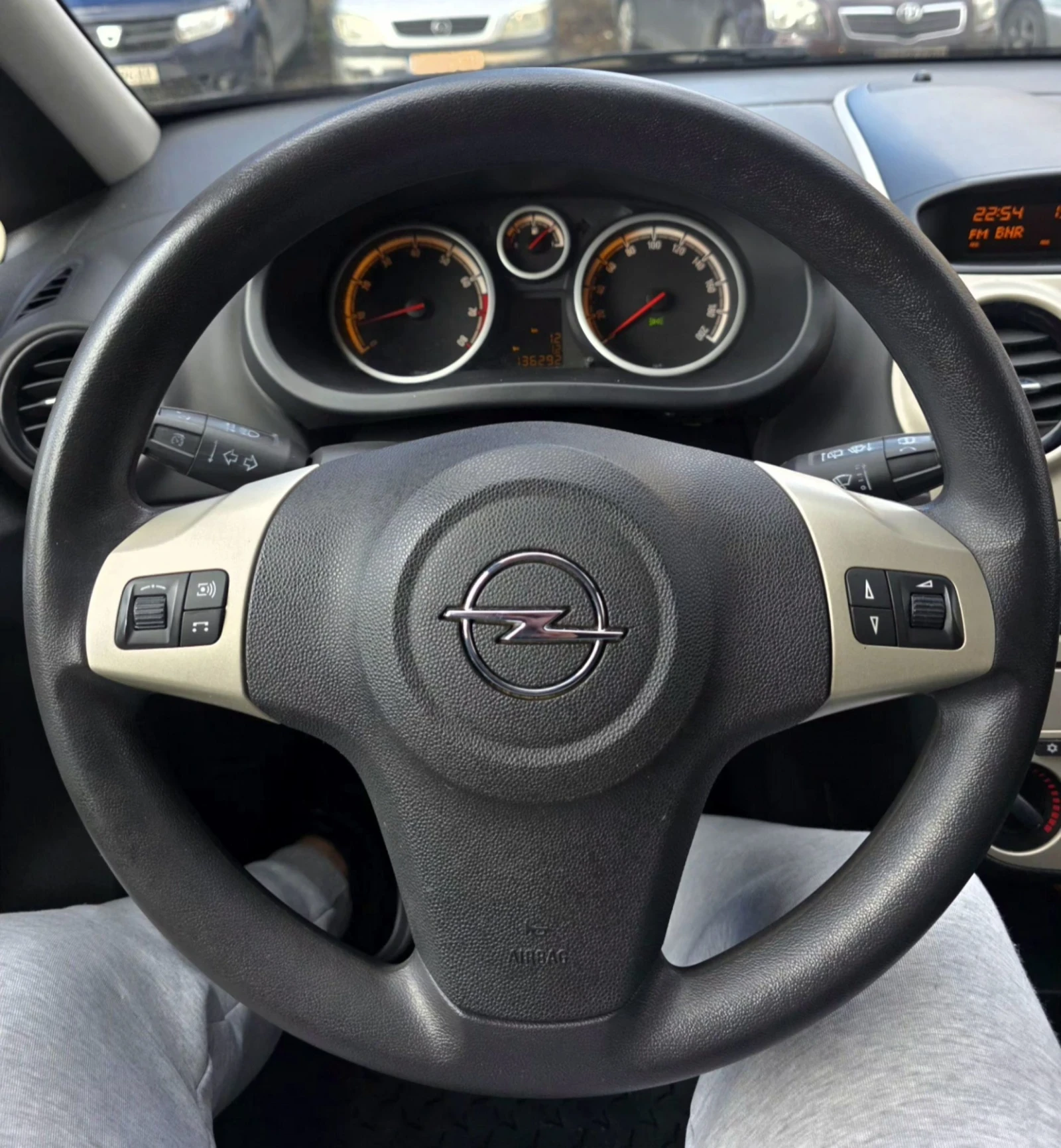 Opel Corsa 1.2i - изображение 9