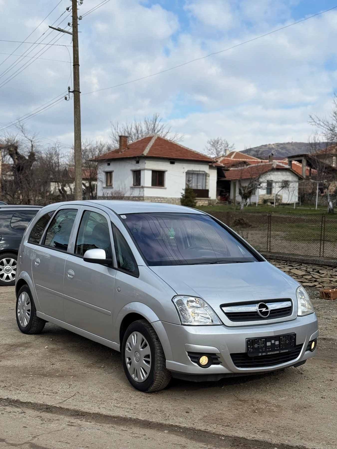 Opel Meriva 1.6 БЕНЗИН* КЛИМАТИК - изображение 2
