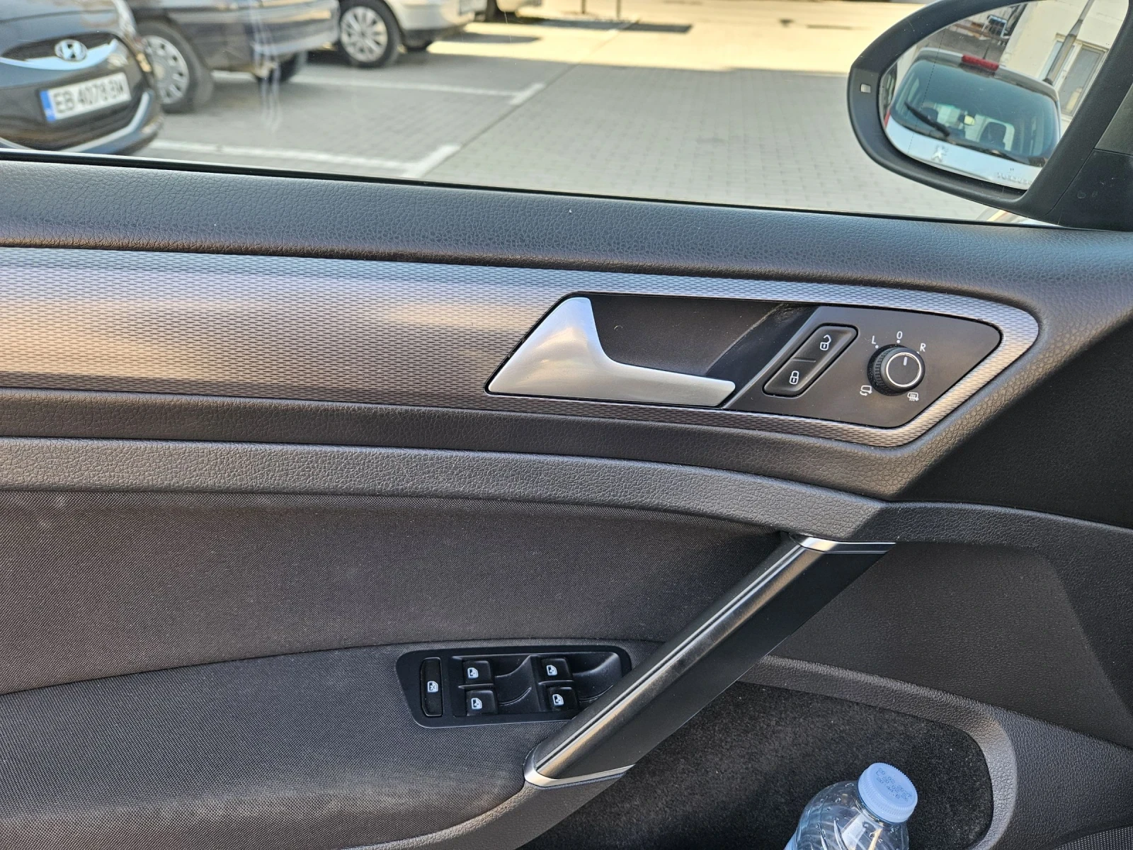 VW Golf 2.0 150 k.s LOUNGE, снимка 14 - Автомобили и джипове - 53826865