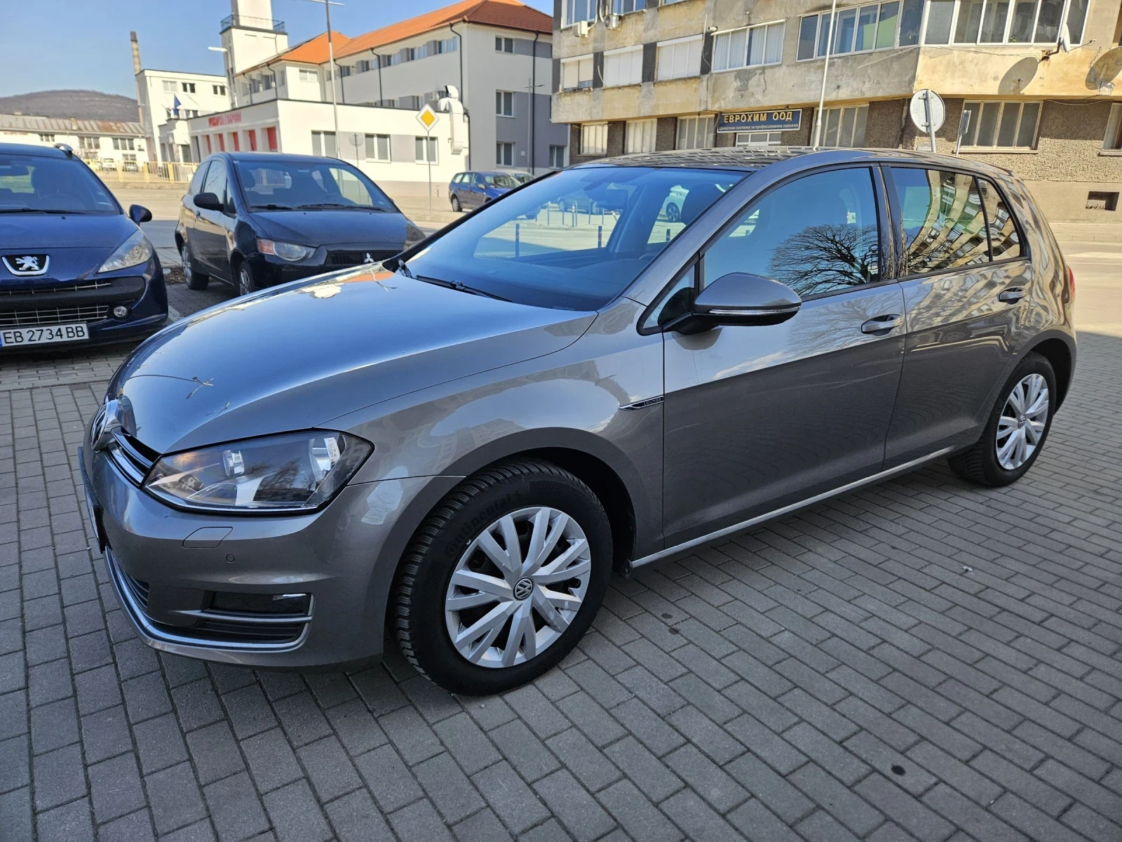 VW Golf 2.0 150 k.s LOUNGE, снимка 7 - Автомобили и джипове - 53826865
