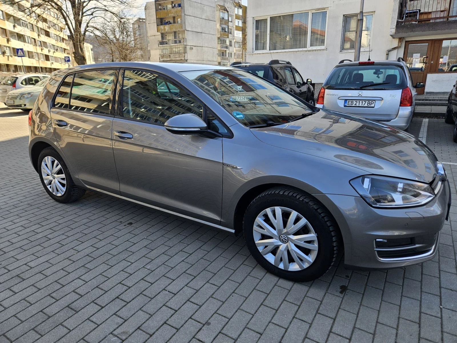 VW Golf 2.0 150 k.s LOUNGE, снимка 3 - Автомобили и джипове - 53826865