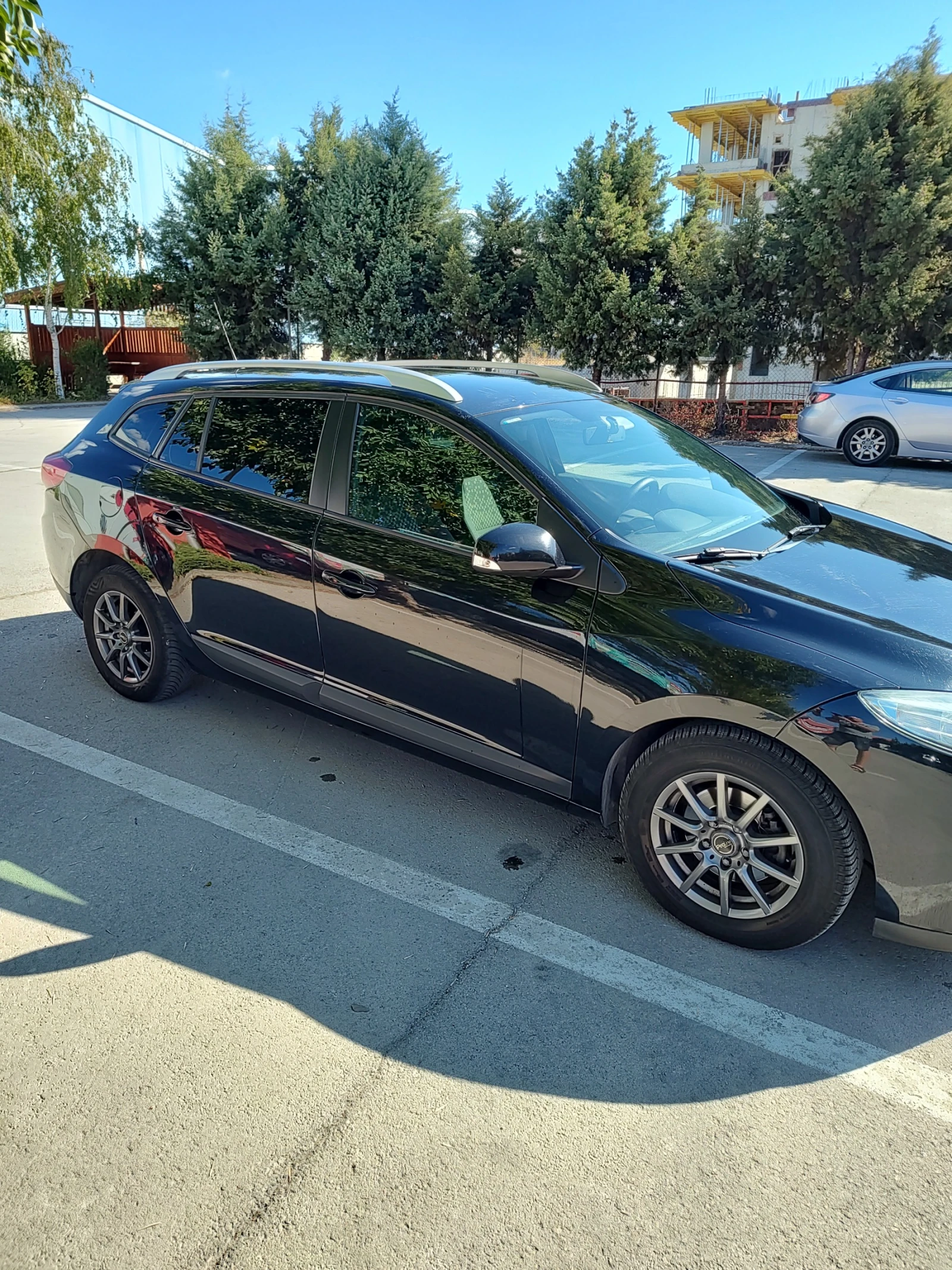 Renault Megane Combi, снимка 3 - Автомобили и джипове - 53841221