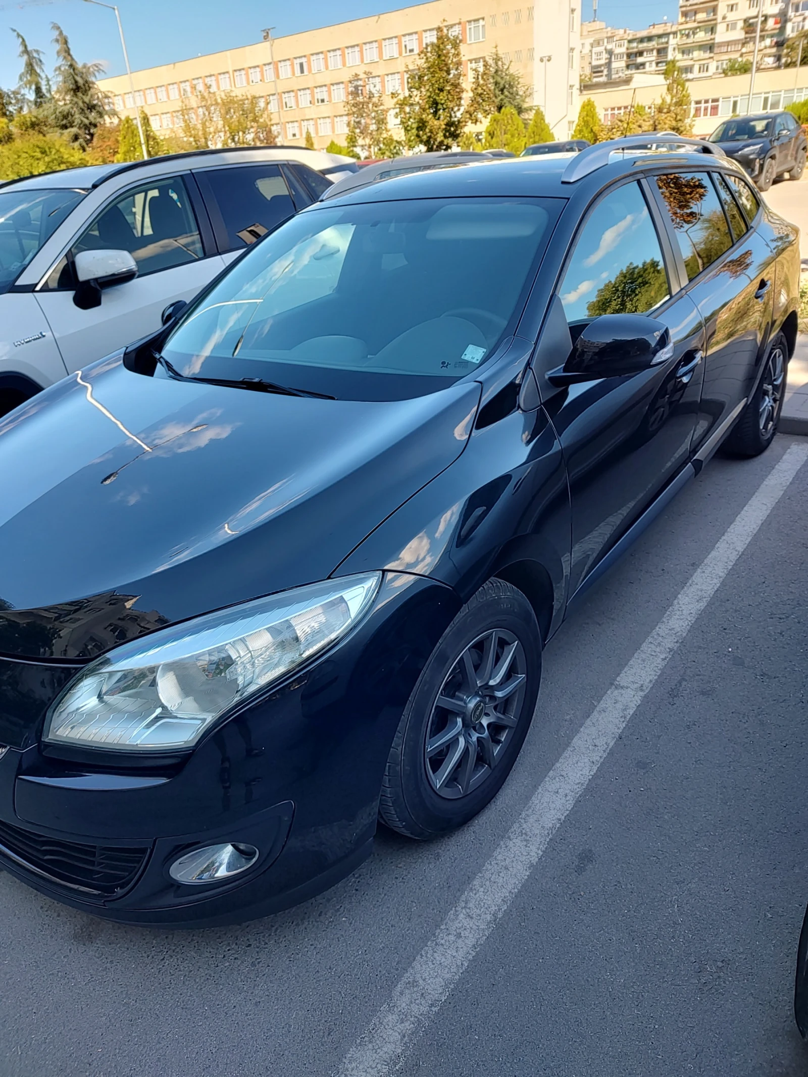 Renault Megane Combi, снимка 10 - Автомобили и джипове - 53841221