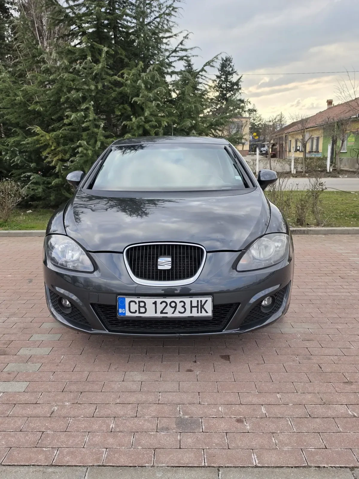 Seat Leon 1.6TDI 105кс, снимка 2 - Автомобили и джипове - 53848752
