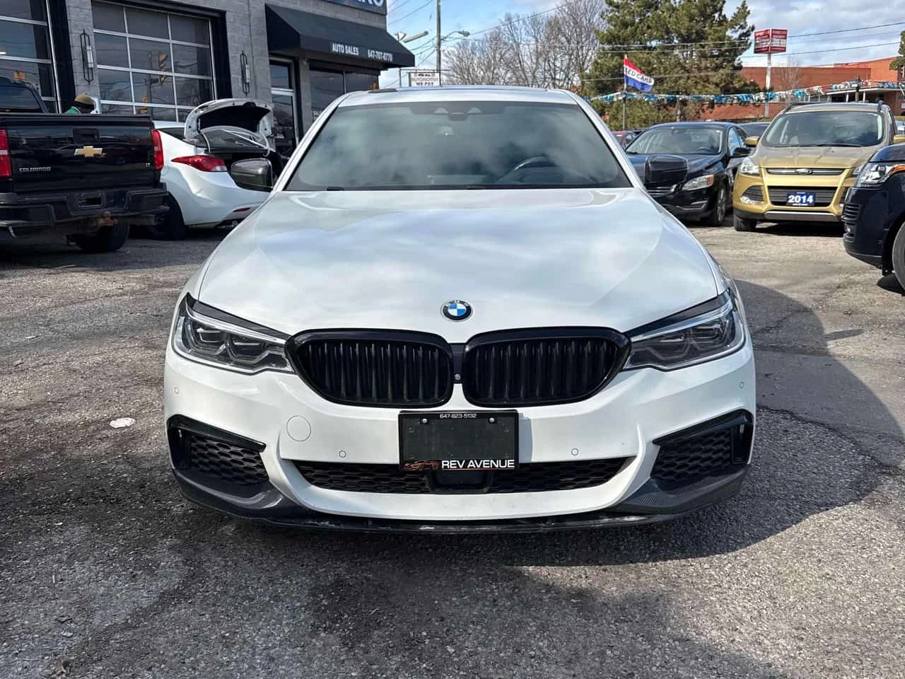 BMW 550 M550i xDrive/HUD/360 CAM/ДИСТРОНИК/ШИБИДАХ, снимка 2 - Автомобили и джипове - 54019515