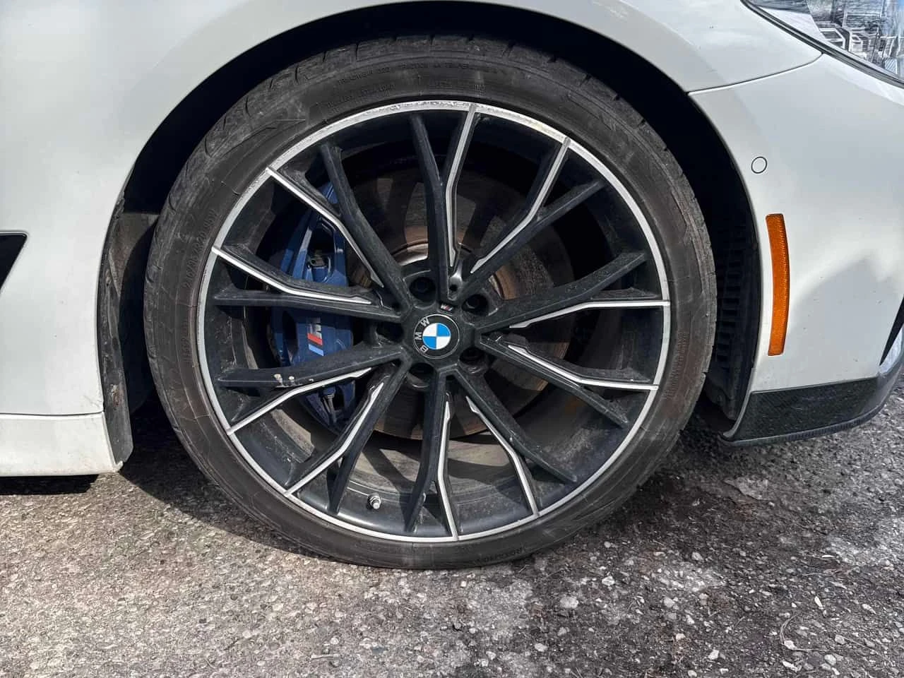 BMW 550 M550i xDrive/HUD/360 CAM/ДИСТРОНИК/ШИБИДАХ, снимка 6 - Автомобили и джипове - 54019515