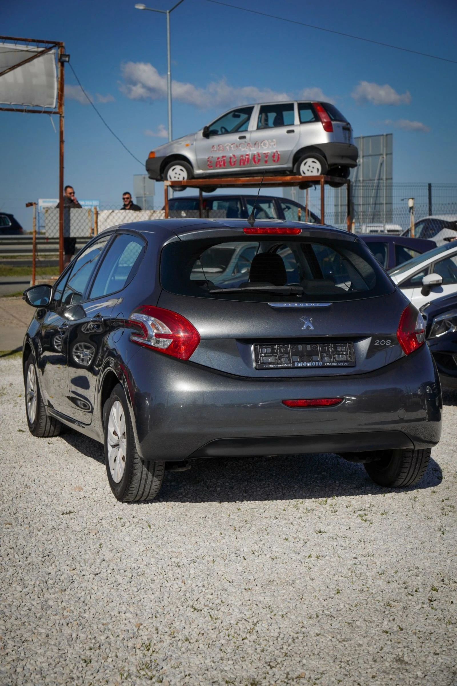 Peugeot 208 1.2i ЛИЗИНГ, снимка 4 - Автомобили и джипове - 54142770