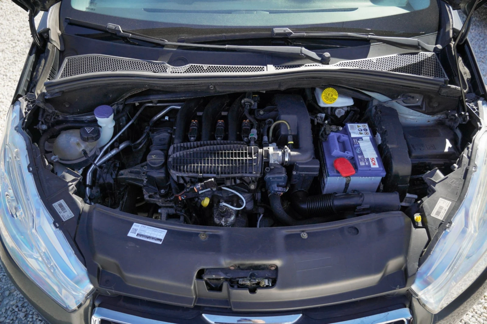 Peugeot 208 1.2i ЛИЗИНГ, снимка 14 - Автомобили и джипове - 54142770