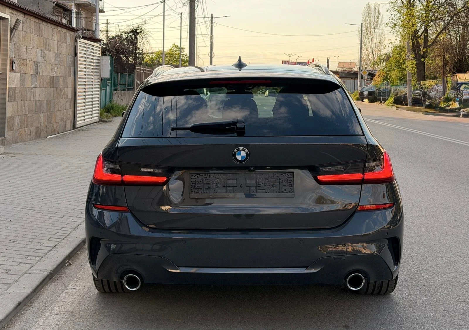 BMW 330 Xi, снимка 8 - Автомобили и джипове - 54297895