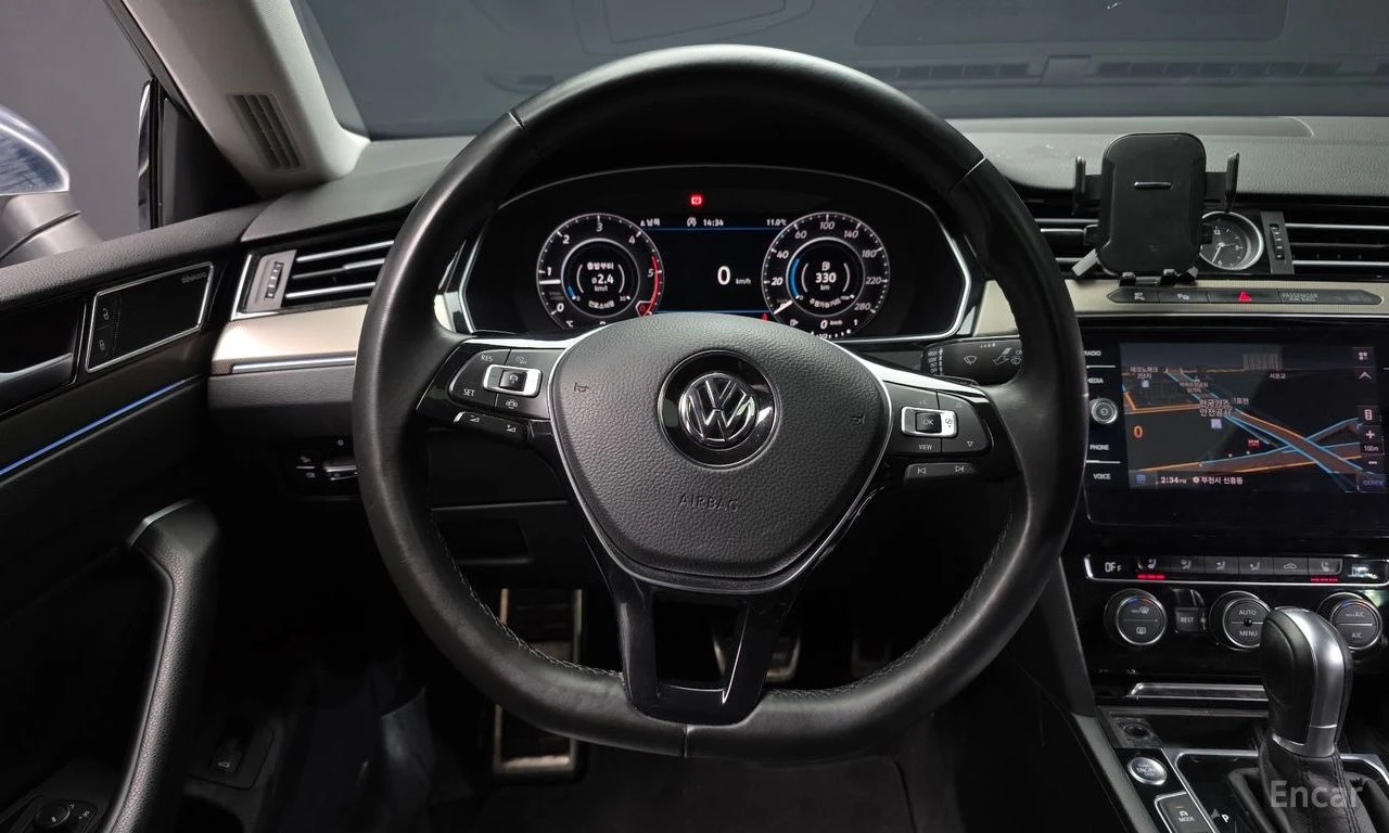 VW Arteon TDI Prestige/360 View/keyless/, снимка 6 - Автомобили и джипове - 54483347