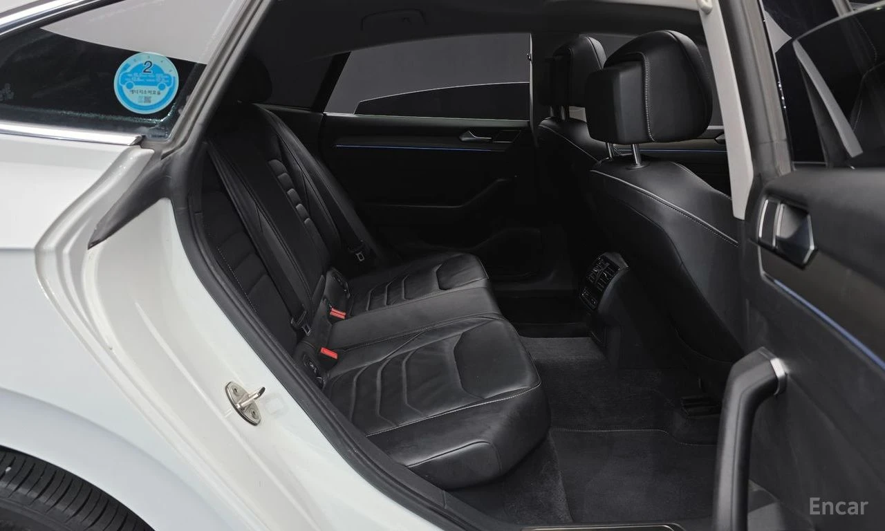 VW Arteon TDI Prestige/360 View/keyless/, снимка 14 - Автомобили и джипове - 54483347