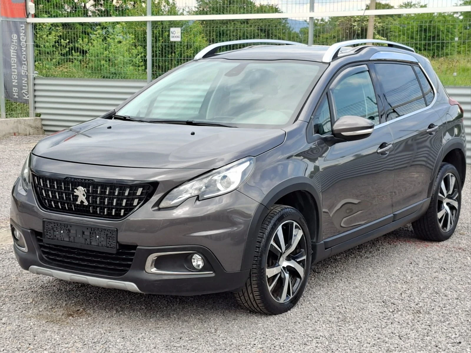 Peugeot 2008 1.6HDI-120кс-ПАНОРАМА-КОЖЕН САЛОН