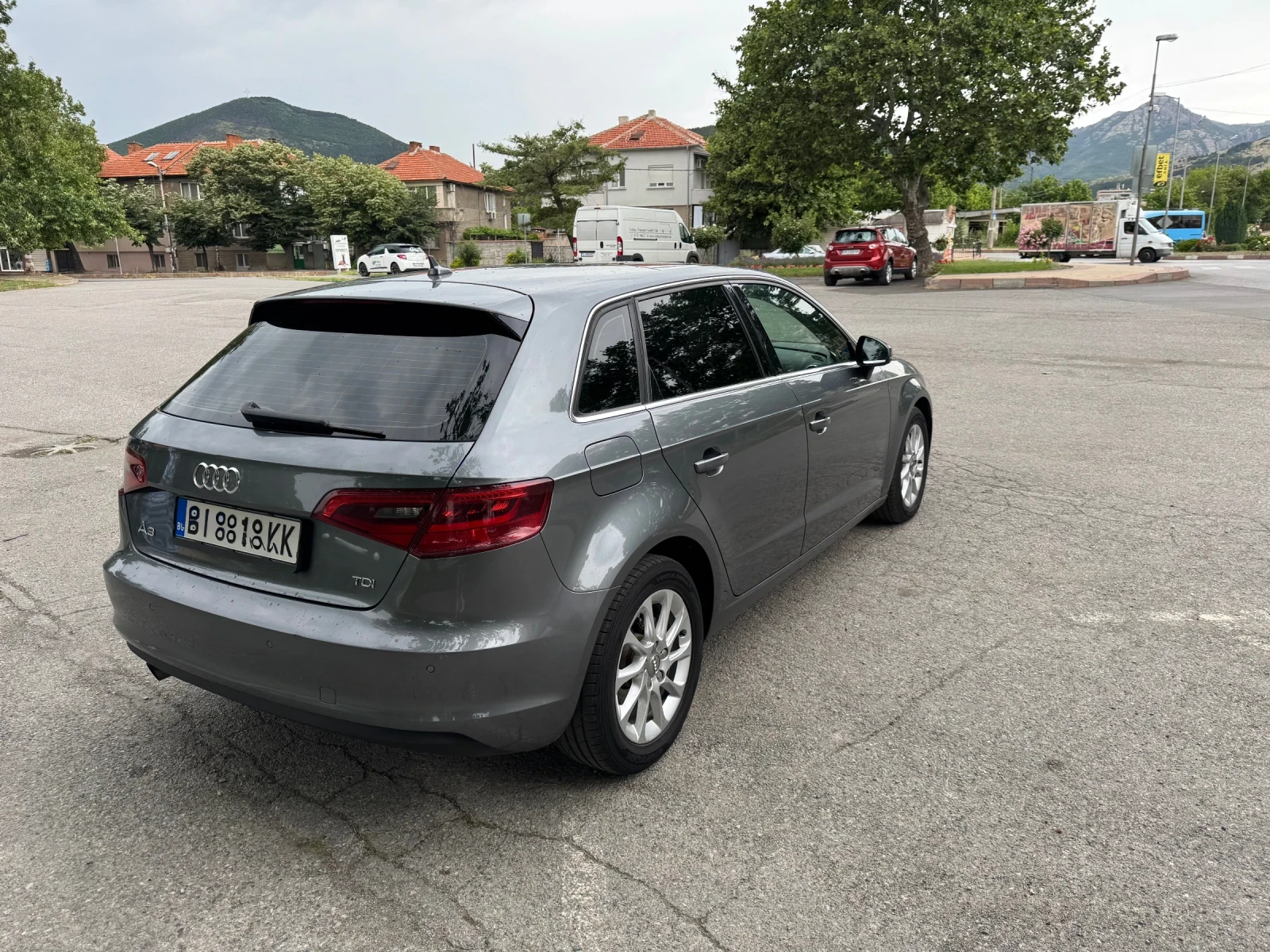 Audi A3 SPORTBACK 1.6 TDI 110cv Като Нова !!! , снимка 5 - Автомобили и джипове - 54882538