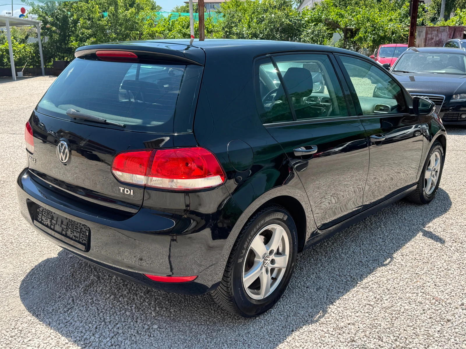 VW Golf 1.6TDI-90кс., снимка 4 - Автомобили и джипове - 55100781