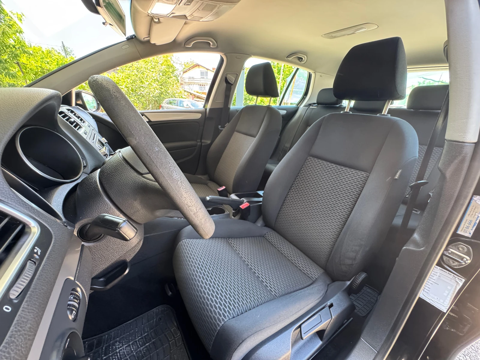 VW Golf 1.6TDI-90кс., снимка 10 - Автомобили и джипове - 55100781