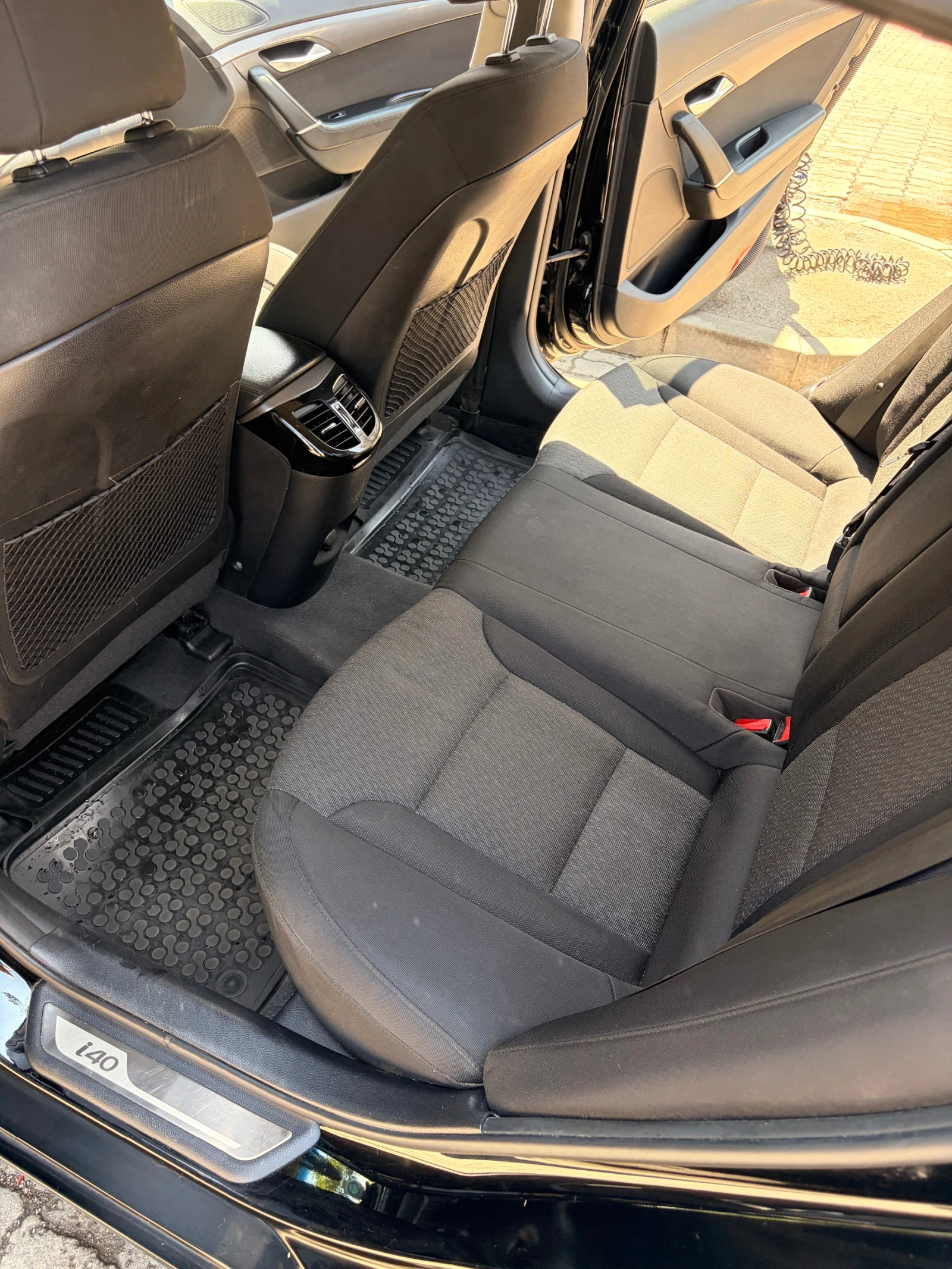 Hyundai I40 Лимузина, снимка 9 - Автомобили и джипове - 55433247