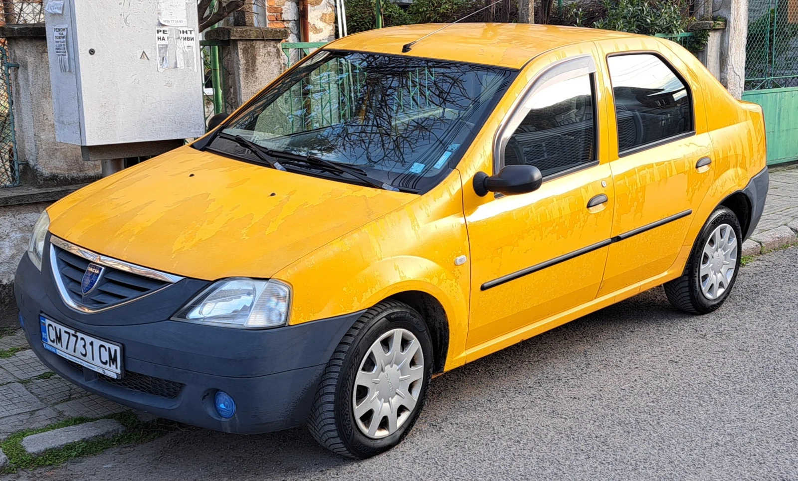 Dacia Logan 1.5 DCI, снимка 13 - Автомобили и джипове - 55699620