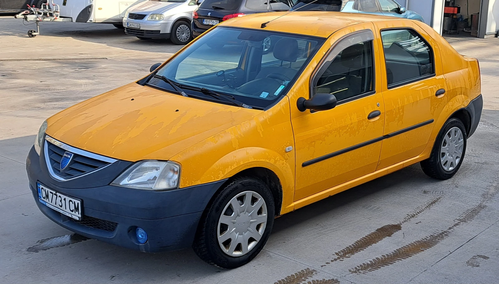 Dacia Logan 1.5 DCI, снимка 10 - Автомобили и джипове - 55699620
