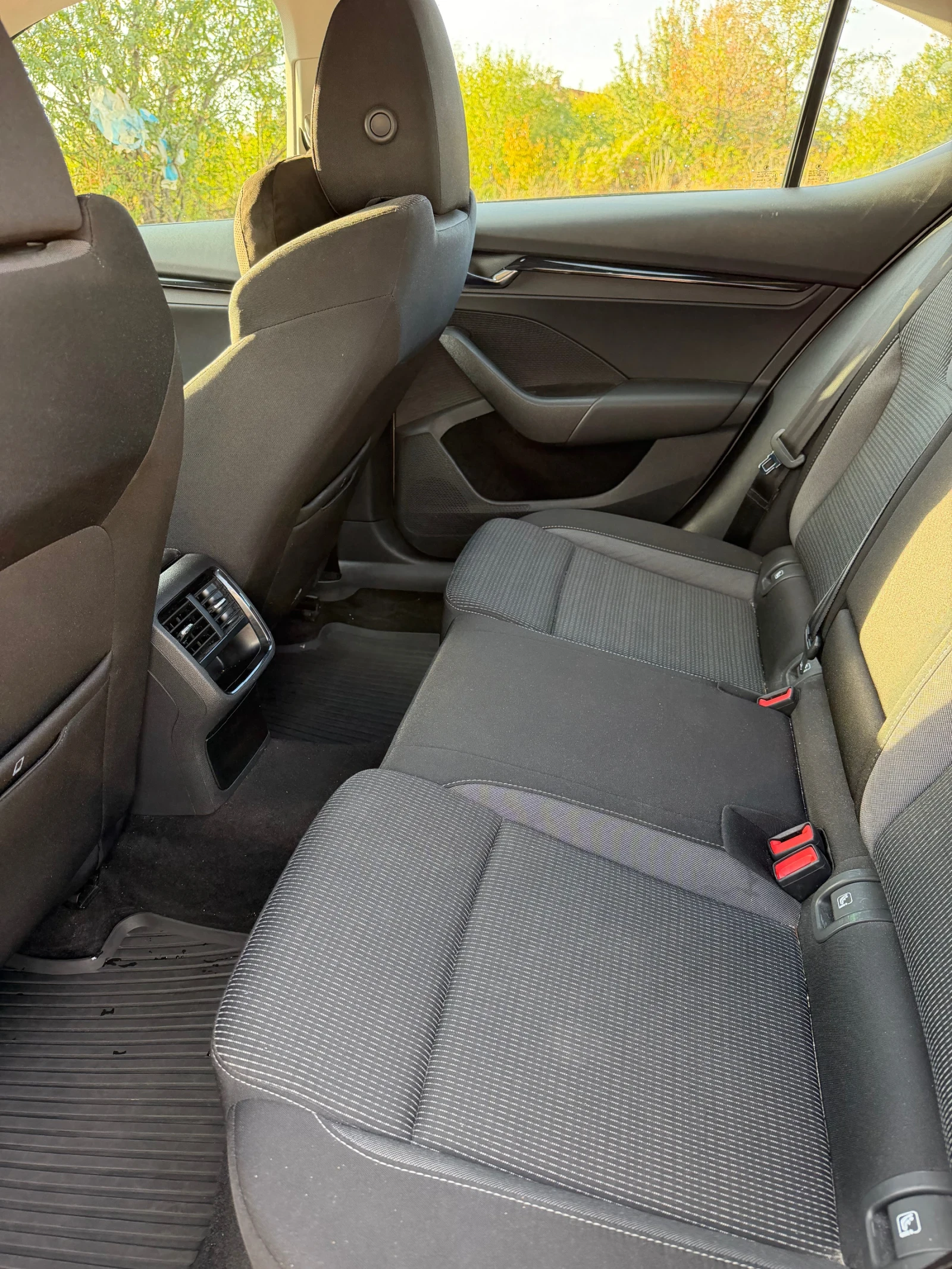 Skoda Octavia, снимка 12 - Автомобили и джипове - 56149627