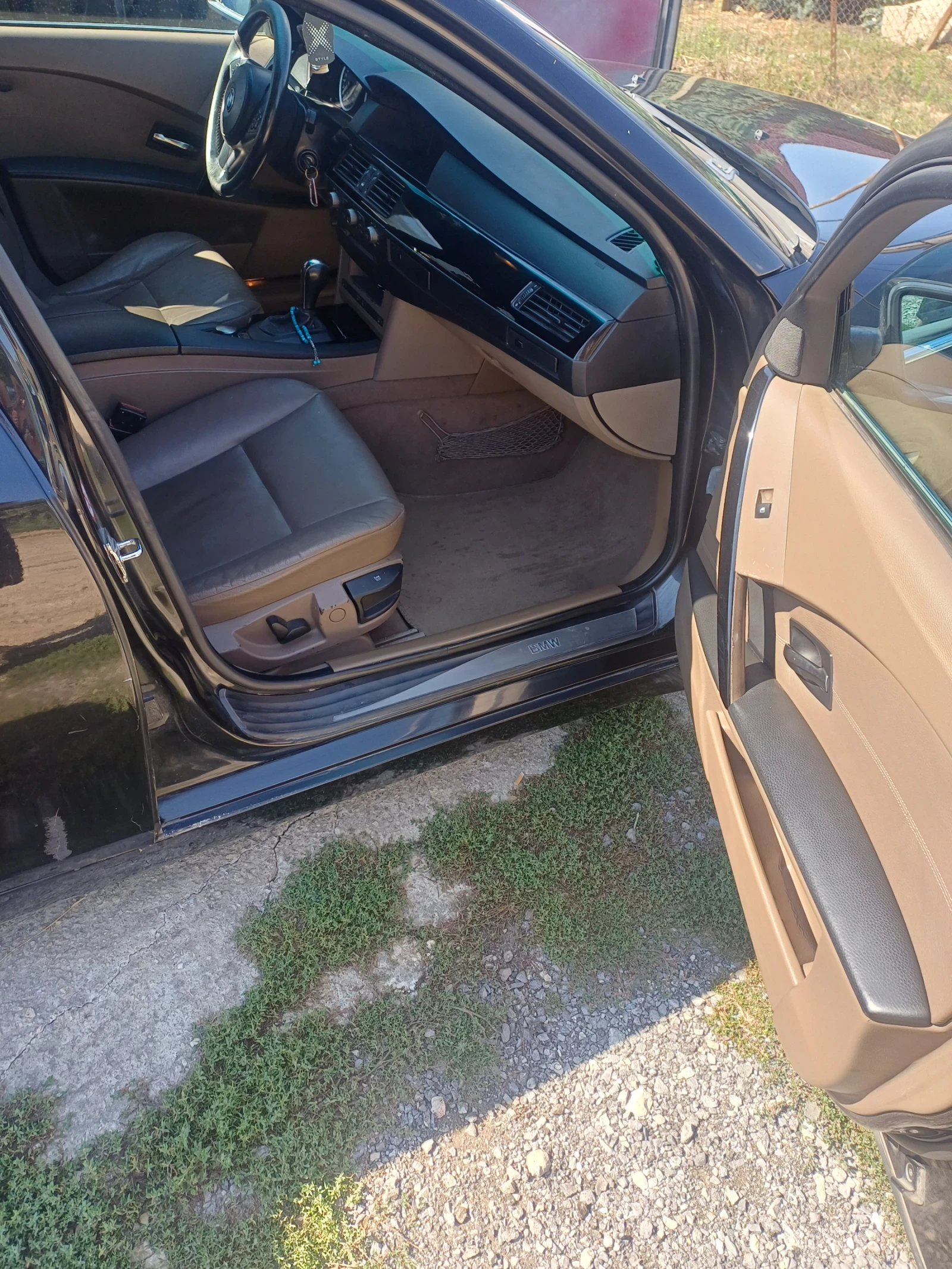 BMW 525 525d, снимка 11 - Автомобили и джипове - 56152327