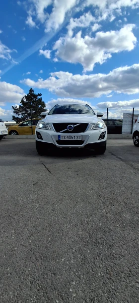 Volvo XC60, снимка 1