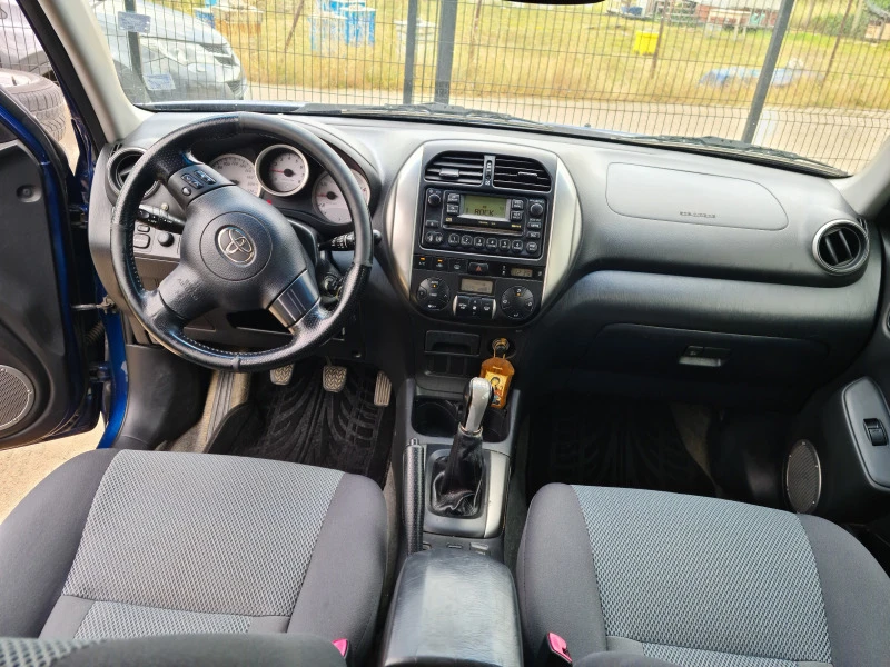 Toyota Rav4, снимка 9 - Автомобили и джипове - 46774240